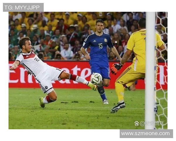 十年间西班牙与意大利足球的较量与辉煌历程回顾